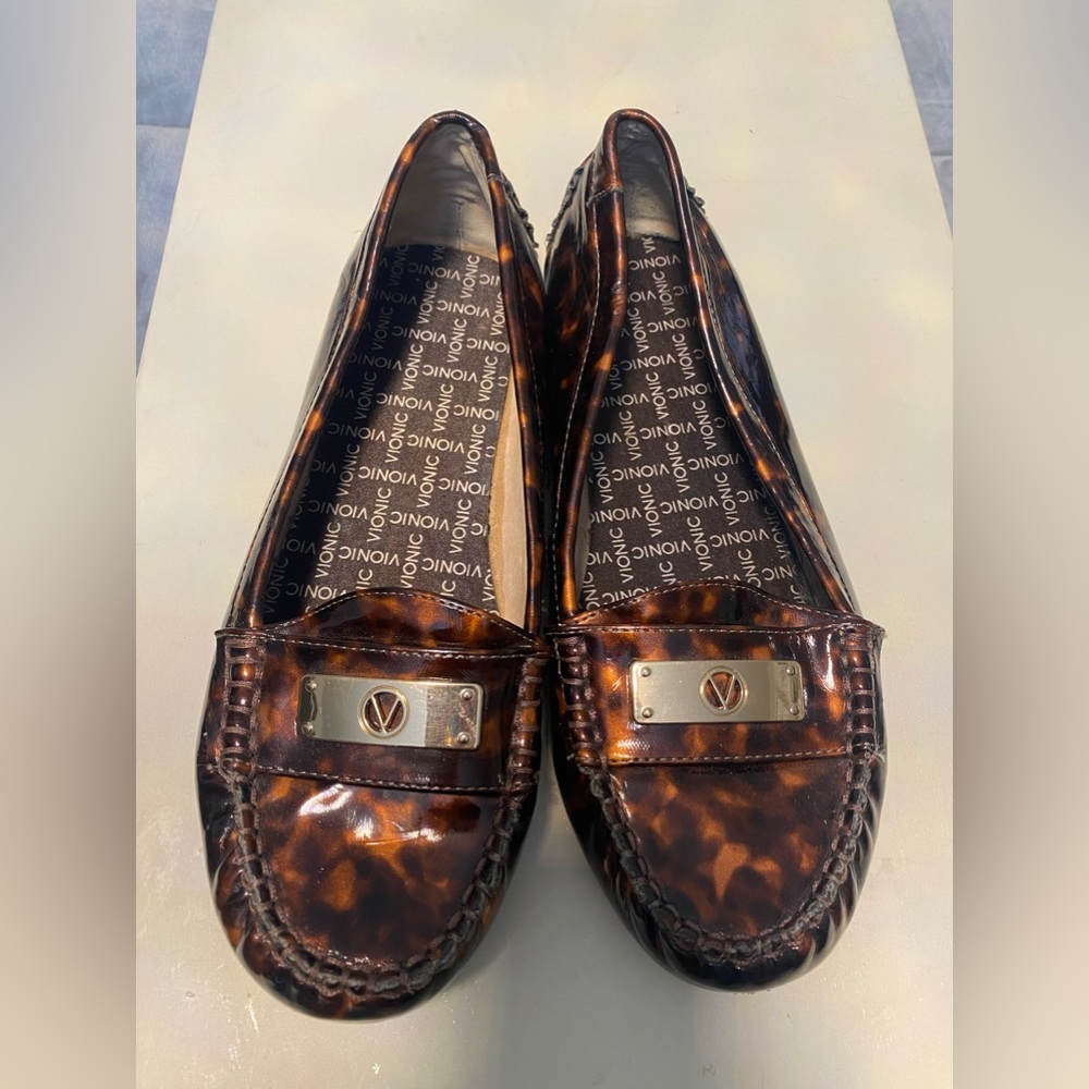 Vionic Two Tone Loafers